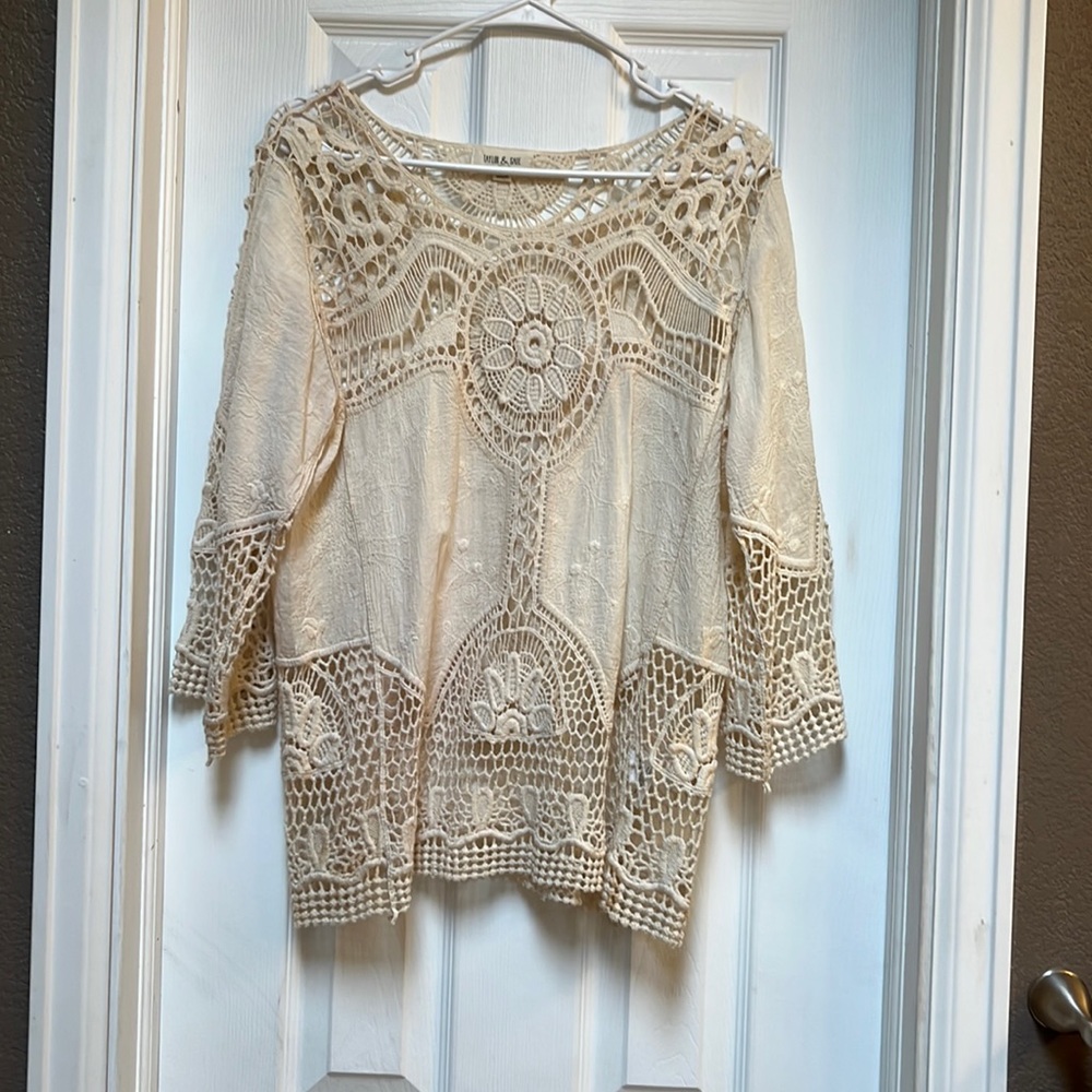 Sage & Taylor cream tunic